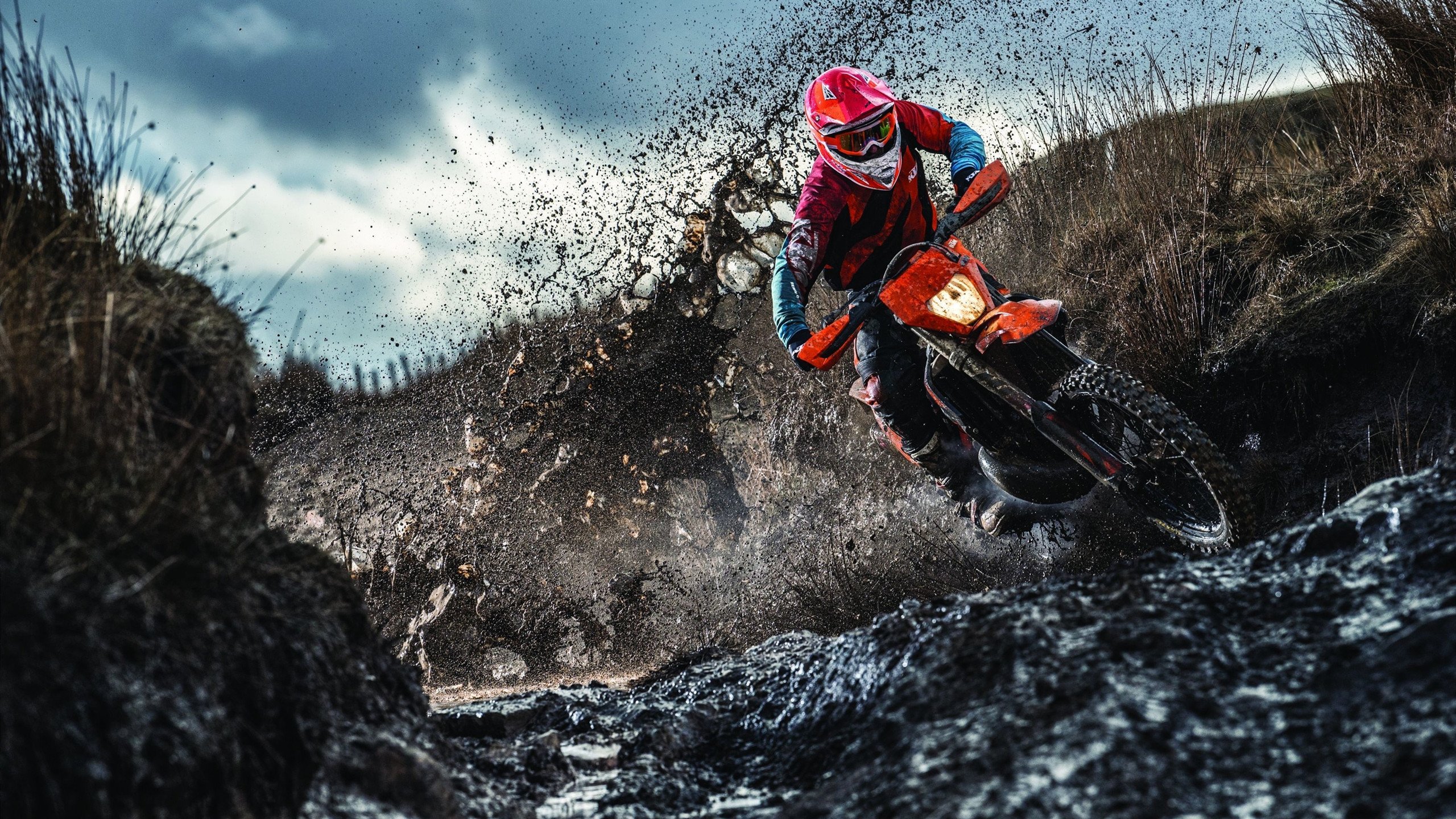 赵继伟赛点兑现,切尔西淘汰莱比锡晋级四强,主帅激动落泪